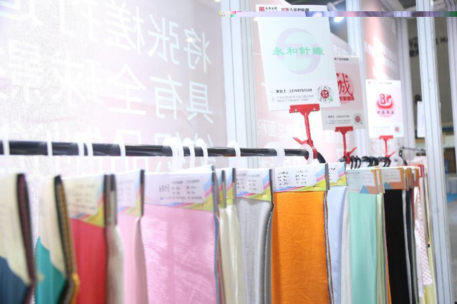 买布无忧 把面料图书馆开进2023童博会